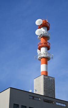  OFC展会揭示光互联新方向；可插拔模块与共封装方案并行发展；GTC大会或推动多智能体创新落地。 IT技术 OFC展会揭示光互联新方向；可插拔模块与共封装方案并行发展；GTC大会或推动多智能体创新落地。 IT技术