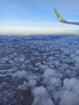 欧洲空气污染形势严峻；尽管排放有所改善，健康风险依然突出。