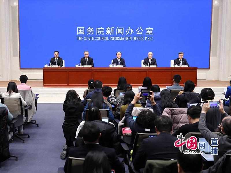  【深度拆解】从45万亿到50万亿：2025年商务部政策组合拳的数据逻辑 股票财经