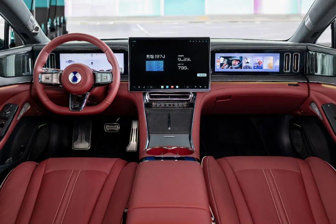  易三方平台深度解析：腾势Z9GT如何用技术重新定义欧洲豪华电动车 汽车科技