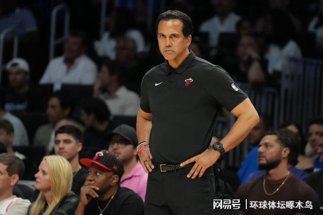  当绝杀成为心跳：那个让整个球馆屏息的夜晚 体育新闻