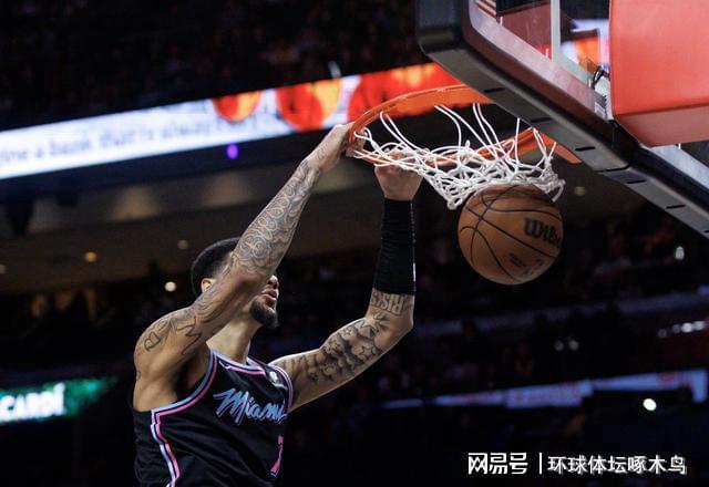  当绝杀成为心跳：那个让整个球馆屏息的夜晚 体育新闻